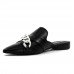 Mule Loucos Santos Detalhe Corrente Preto / Branco